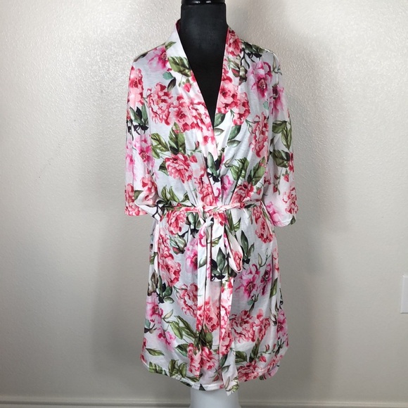 2/$30 Show Me Your Mumu Robe Floral Garden One Size Pink White & Green Floral - Picture 4 of 15